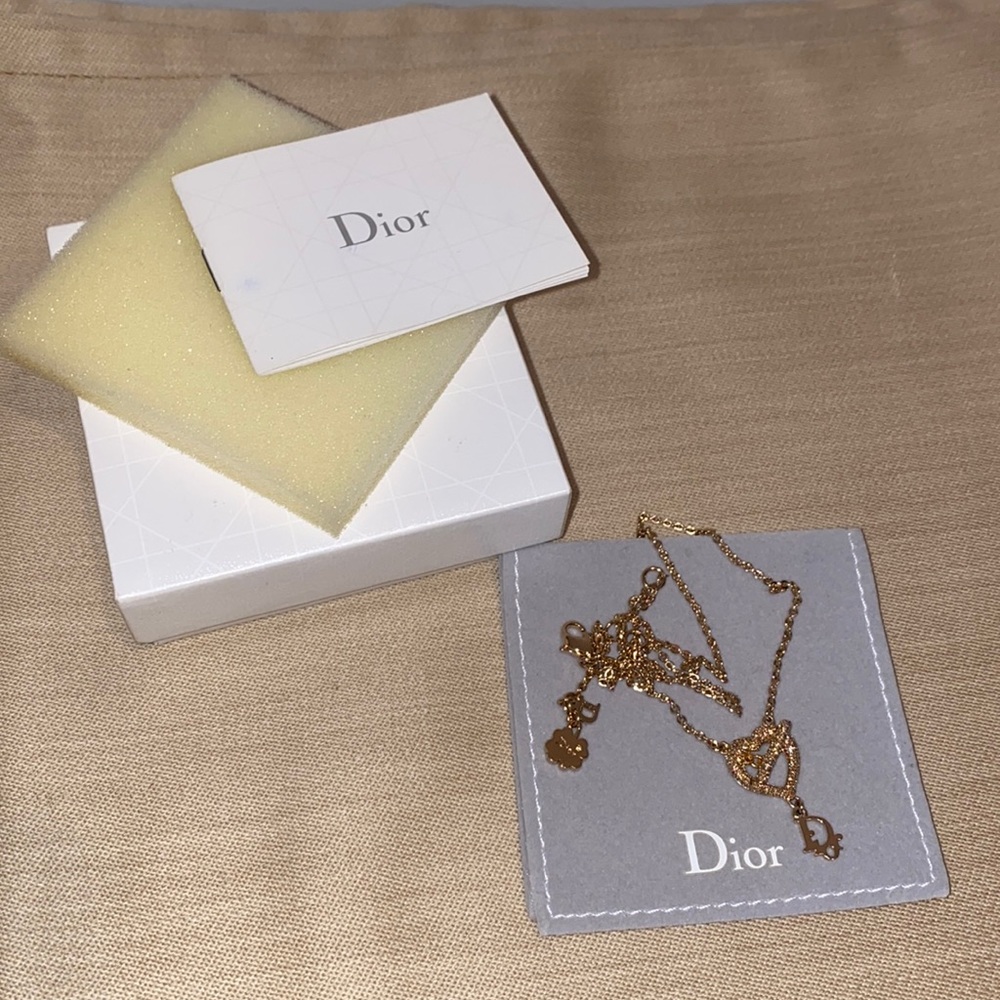 Dior necklace